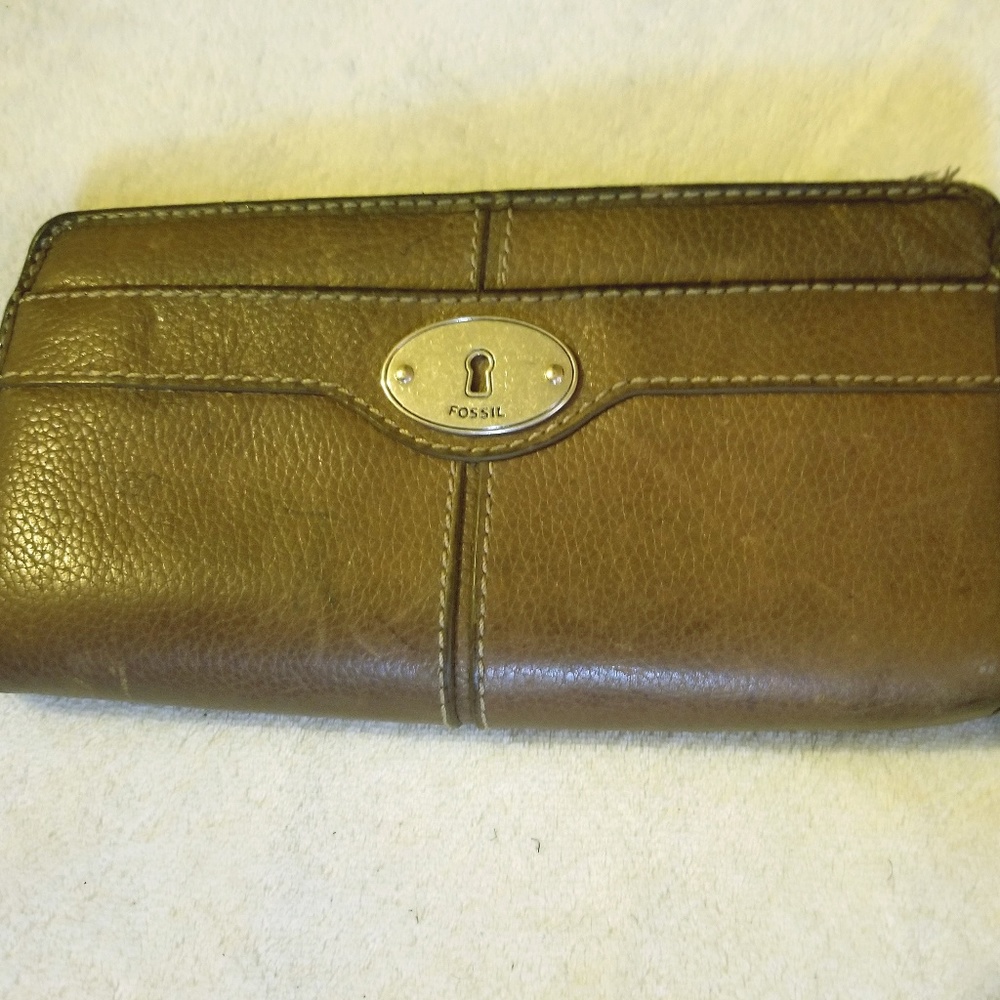Fossil Wallet